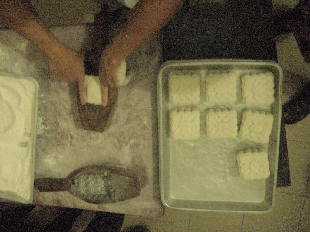 Cách đóng khuôn bánh dẻo Cách đóng khuôn bánh dẻo